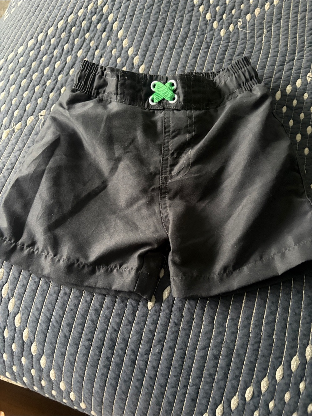 Boys 2T swim trunks